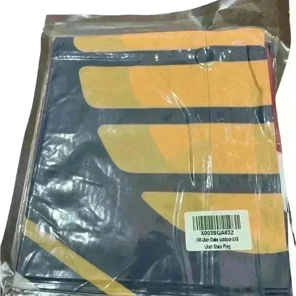 NWT Utah state flag - Picture 2 of 4